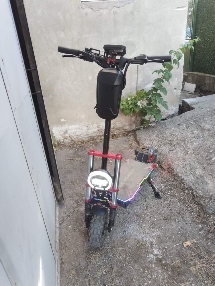 Продавам E- Scooter