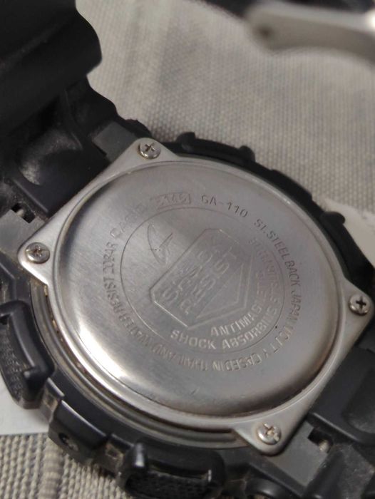 Часовник Casio  ga110