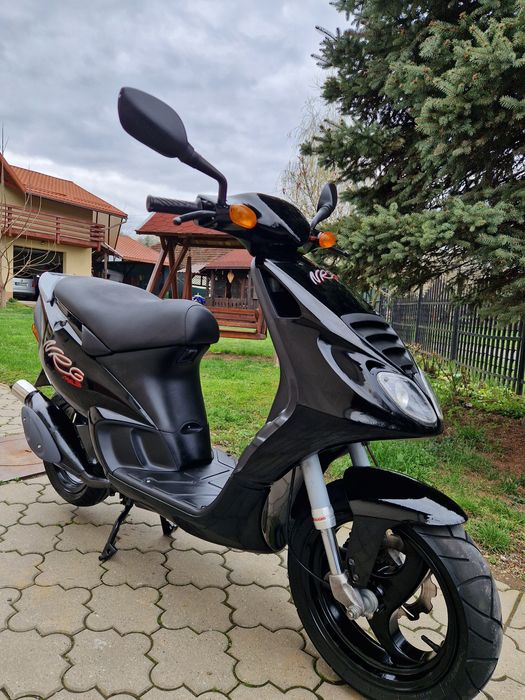 Scutere Piaggio Malaguti ,Cpi  49 cm
