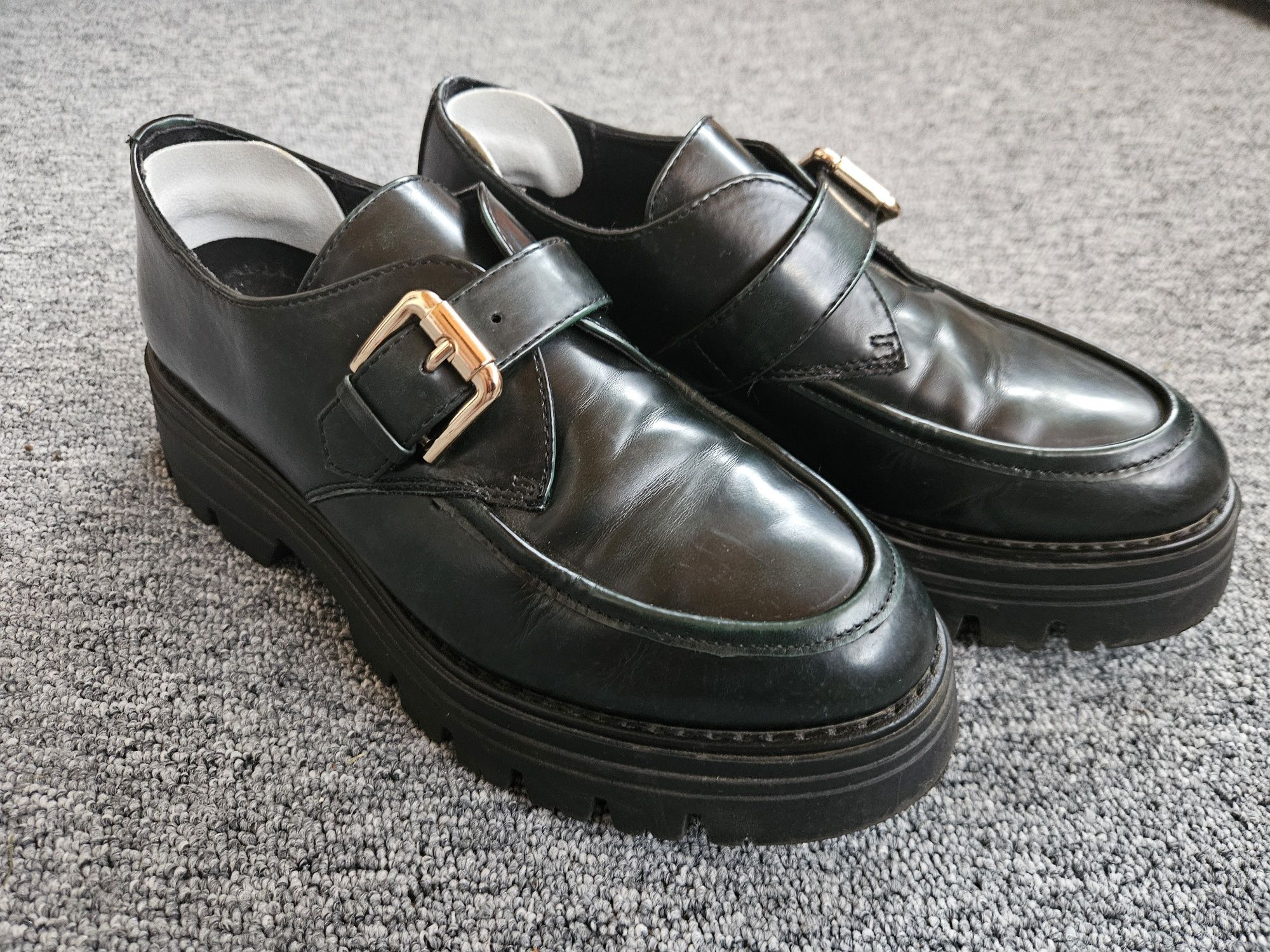 Pantofi dama marimea 39