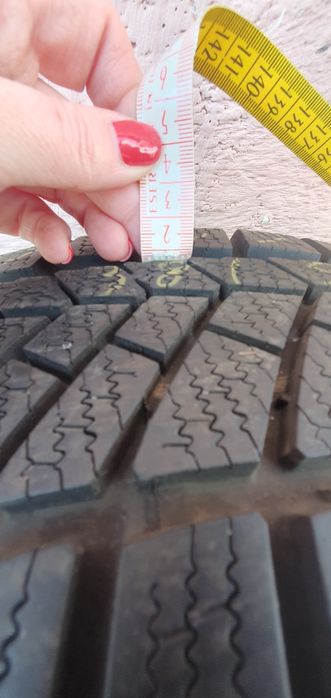 Vând 4 anvelope Continental 195/65 R16, M+S