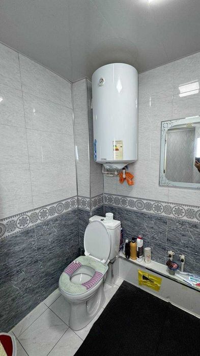 Заканал Хайвонот боғи 1 қаватда 2 хонали квартира сотилади.ID: 1470