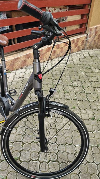 Vand  bicicleta electrica asistata