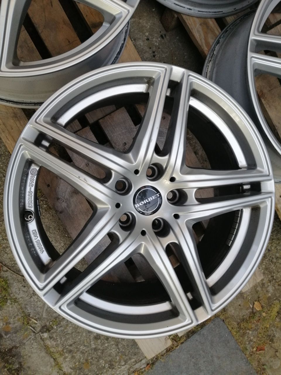 Джанти Borbet  18 5x112 8j et39