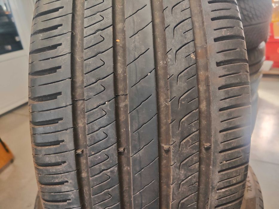 4бр.летни гуми 255/45/20 Barum