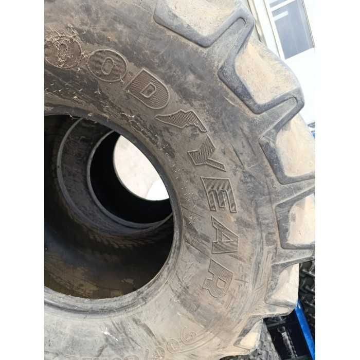 Anvelopa 900/60r32 Goodyear second-hand cu garantie !