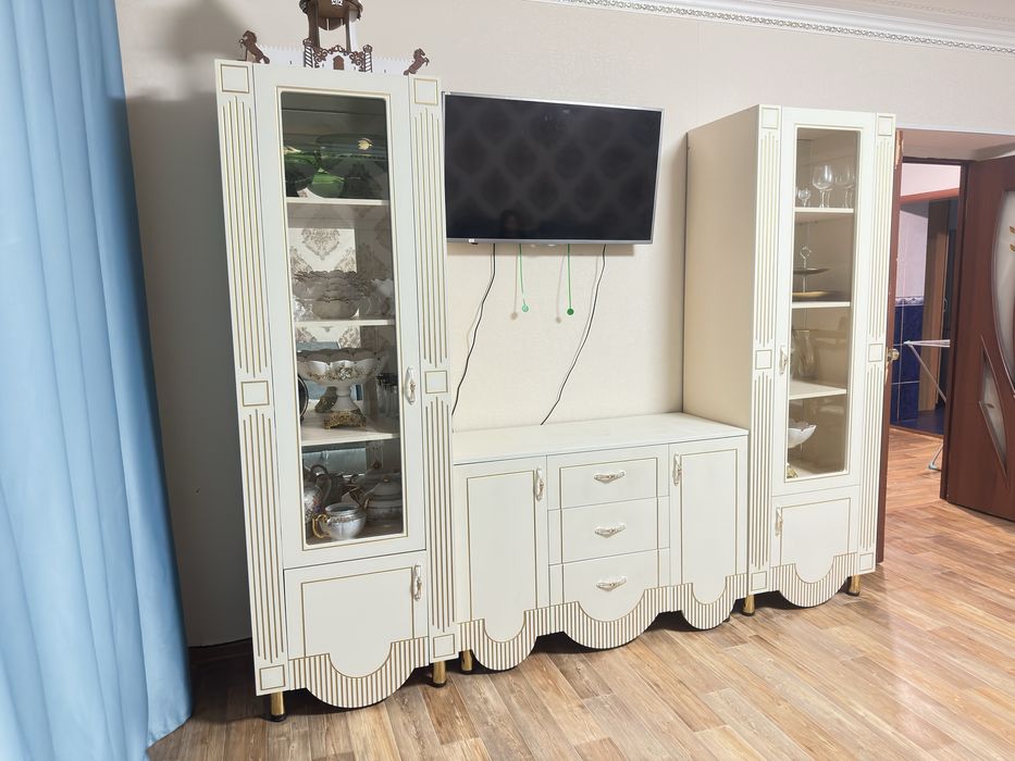Горка для гостиной, тв зона, стенка