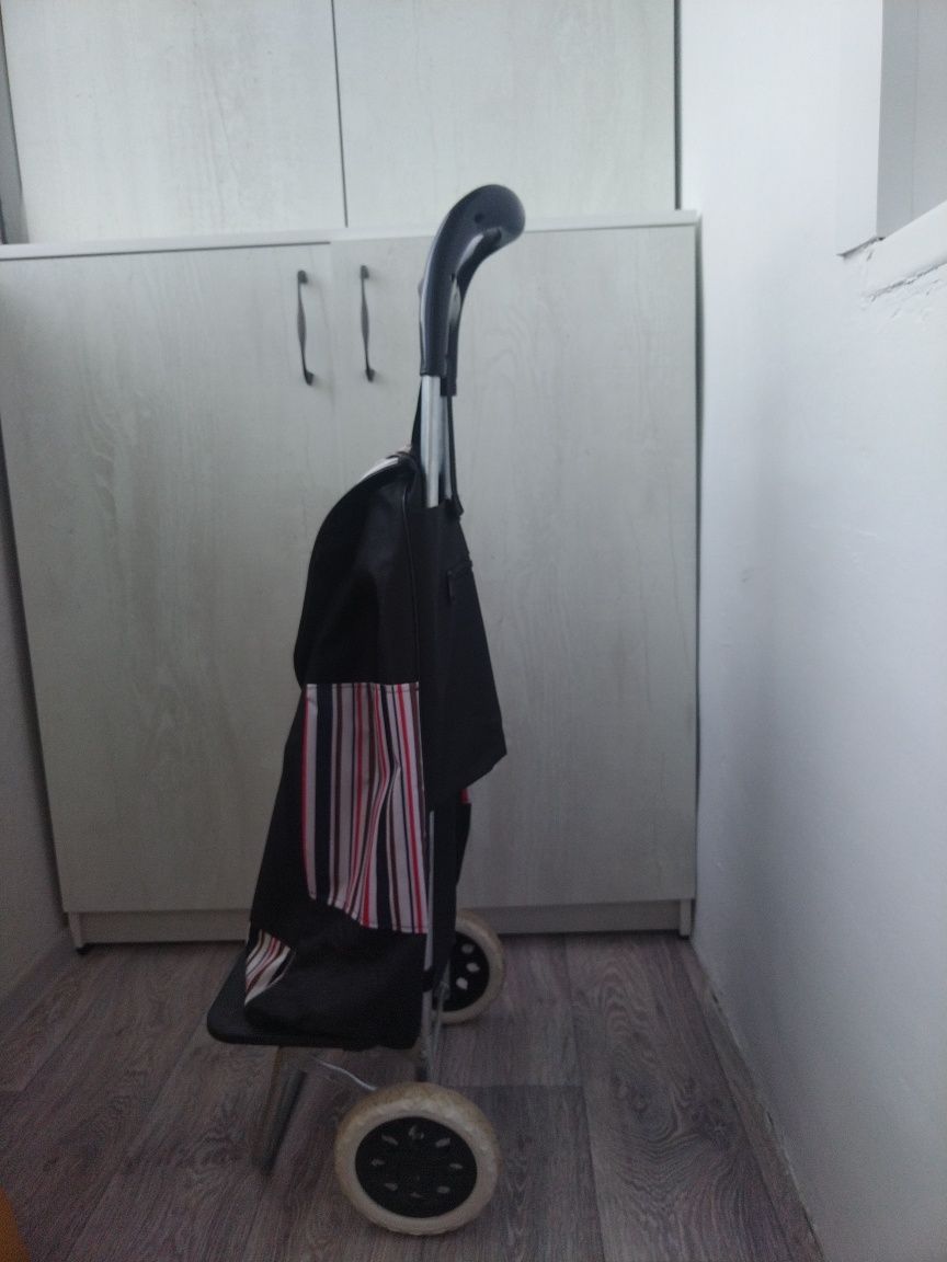Продам сумку тележку