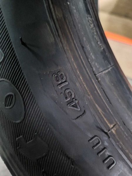 2 Firestone R17 215/60/ 
зимни гуми DOT4518
