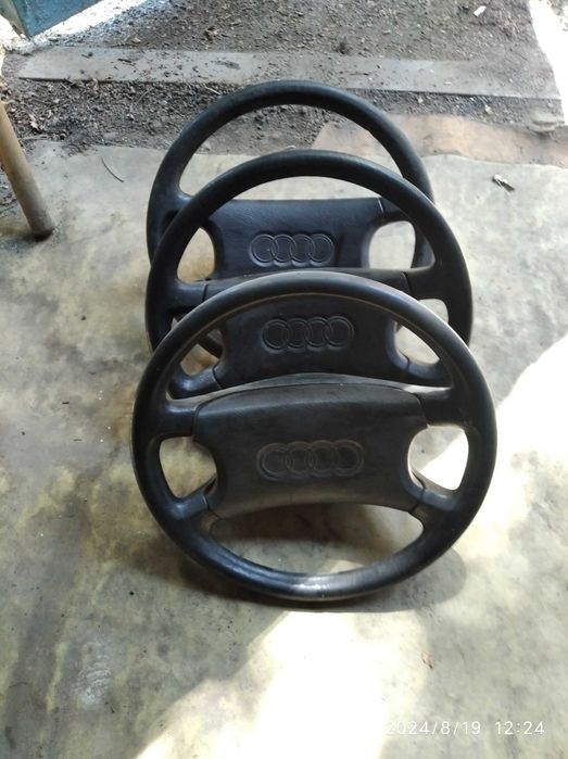 продам руль ауди 100