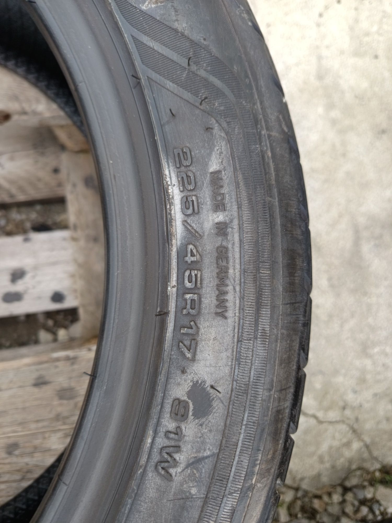 Летни гуми 225 45 R 17 GOODYEAR Дот 3820