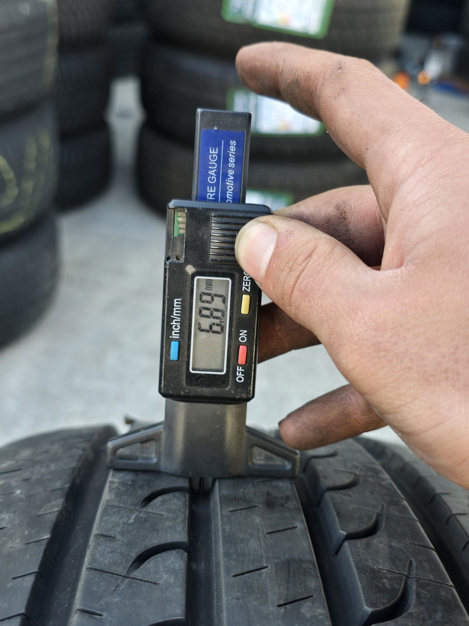 4 Броя 225/55/18 Goodyear 2x7,2mm 2x6,8mm