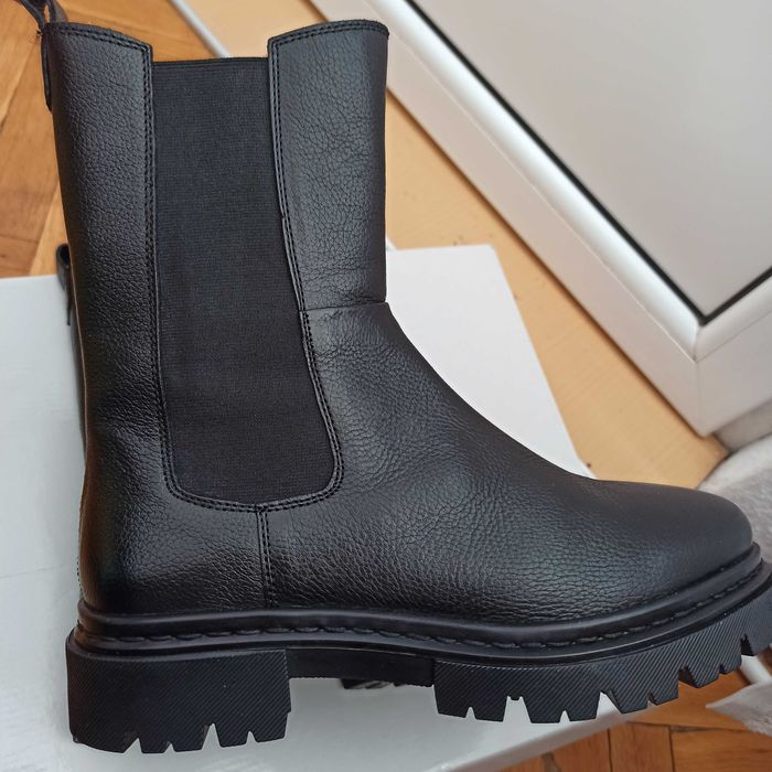 Дамски ботуши- ест. кожа