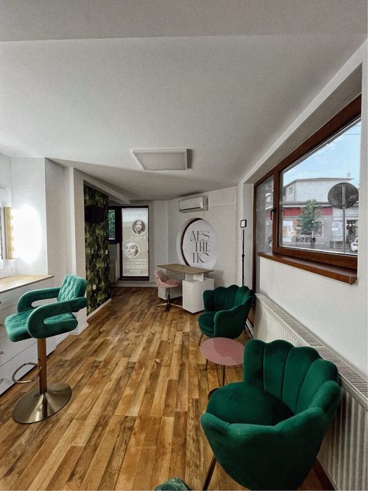 Cameră disponibilă în salon Baia Mare