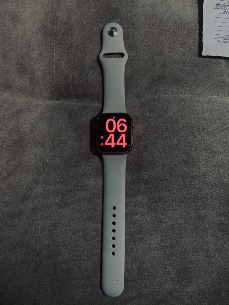 Apple Watch  SE 2022