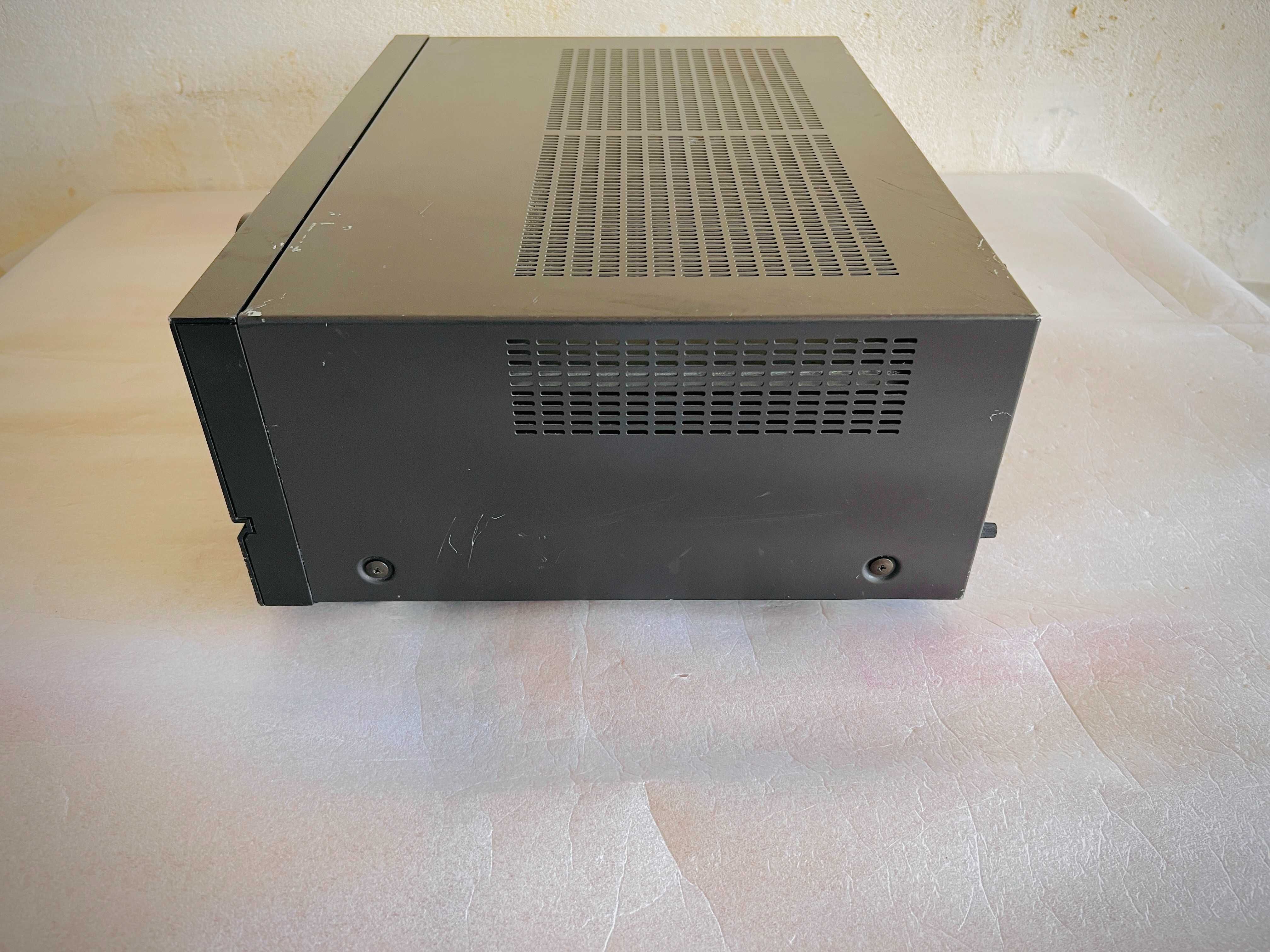Усилвател Technics SU-V660