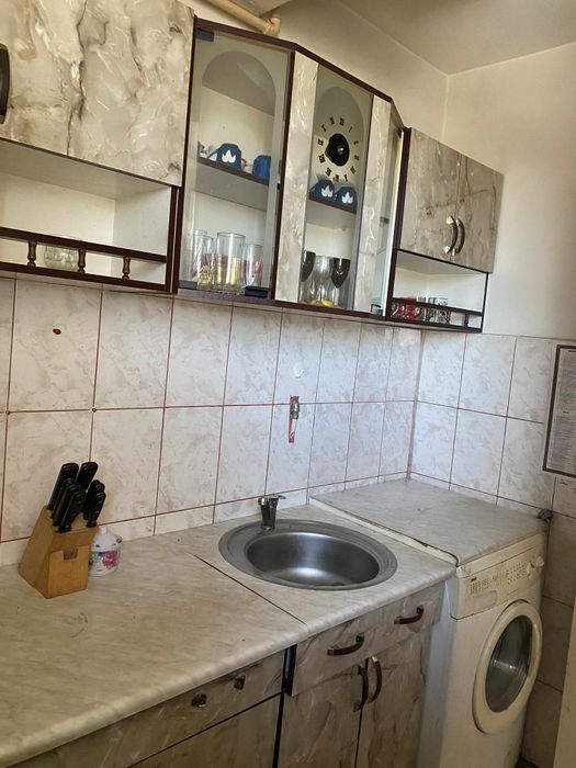 Vând garsonieră în Hunedoara, zona Micro4-Flacăra,