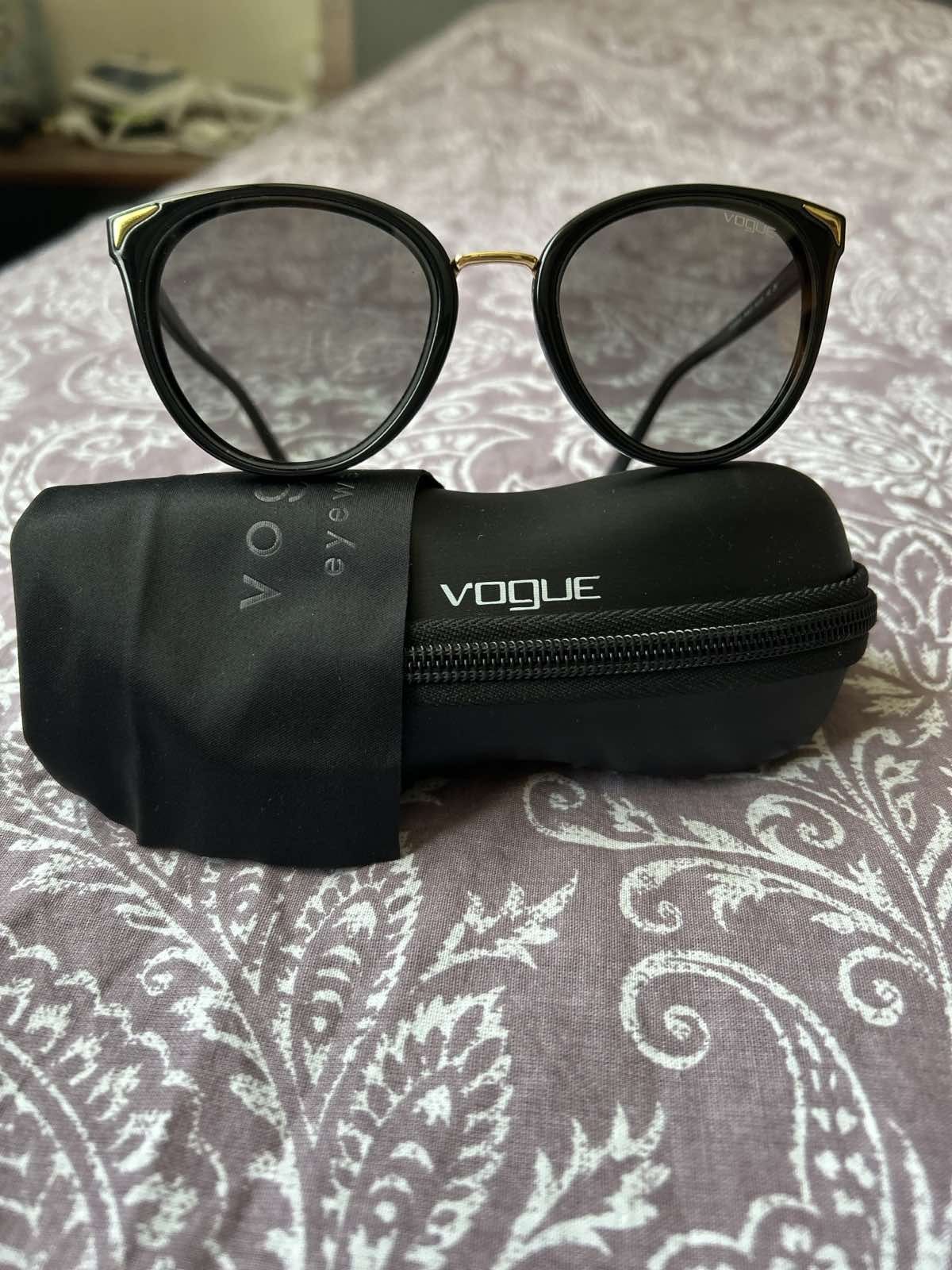Слънчеви очила Vogue