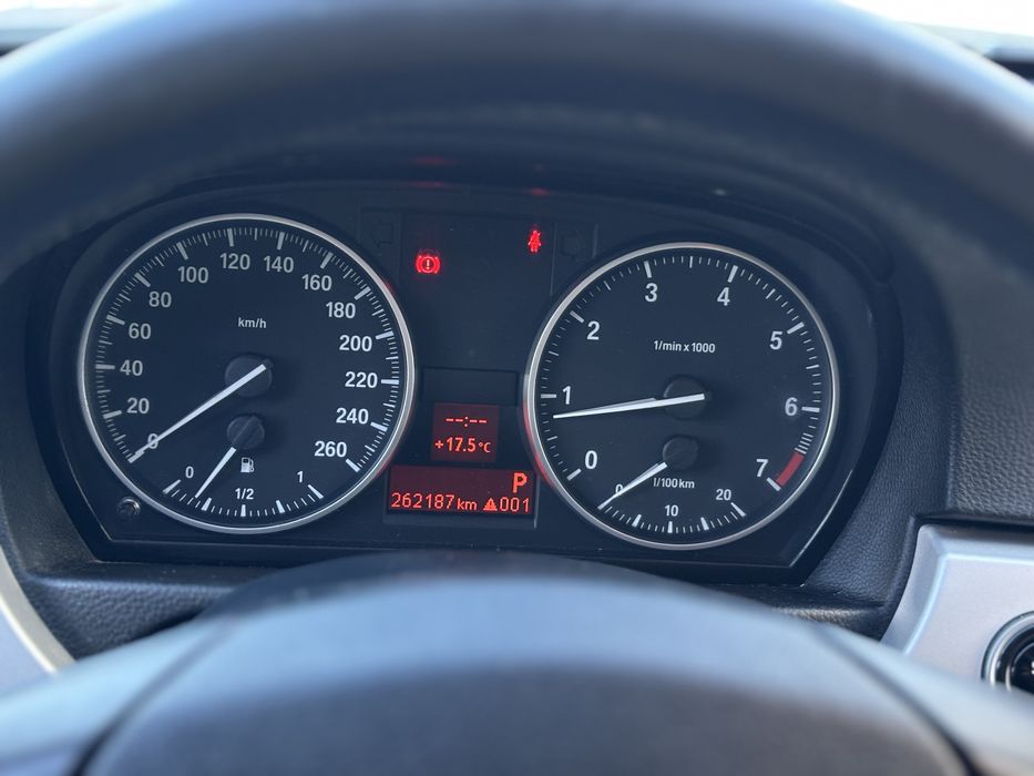 BMW E91/318i/2009/navi/piele/automat