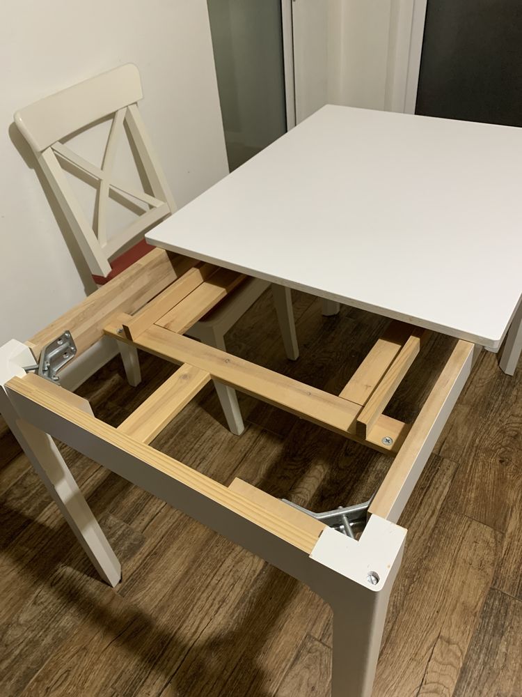 Masa extensibila Ekadalen -Ikea