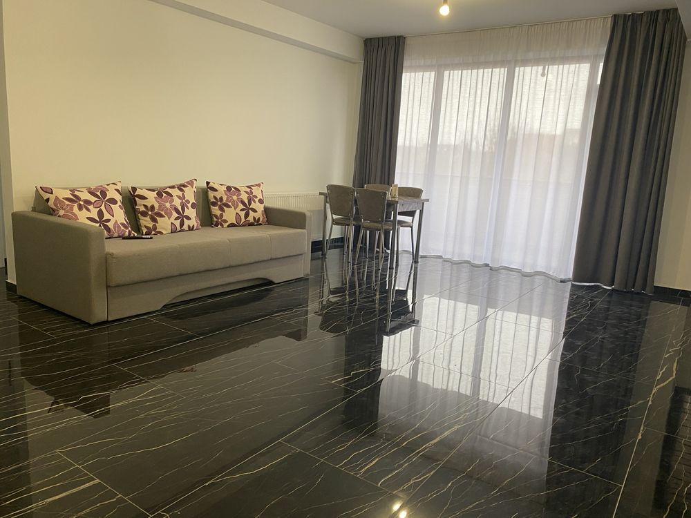 Inchiriez apartament