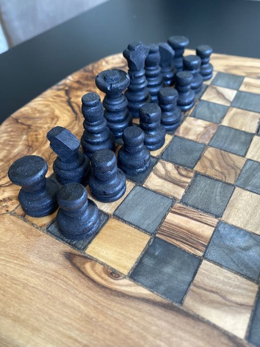 Шах от маслиново дърво handmade