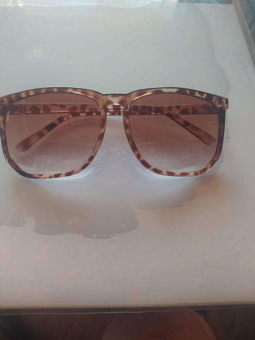 Дамски слънчеви очила