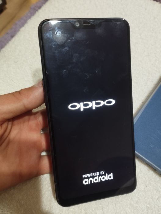 Продавам oppo a3s