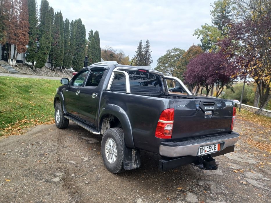 TOYOTA   HILUX  2.5 TDI  2014  EURO 5