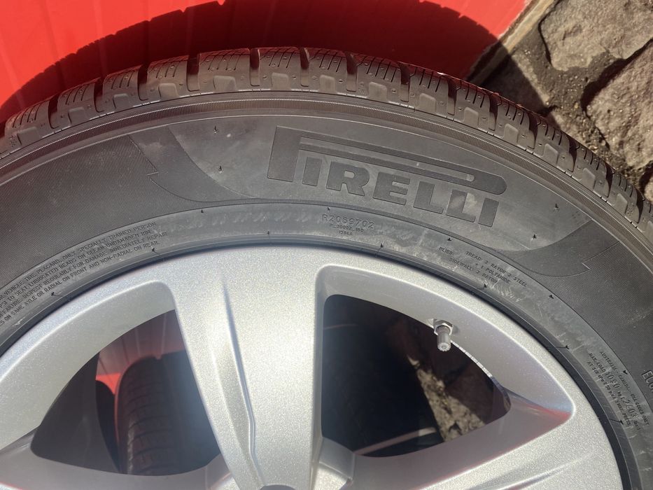 Джанти Рейндж ровер, Волво, Ягуар 19 5 108 ГУМИ 255 55 19 PIRELLI