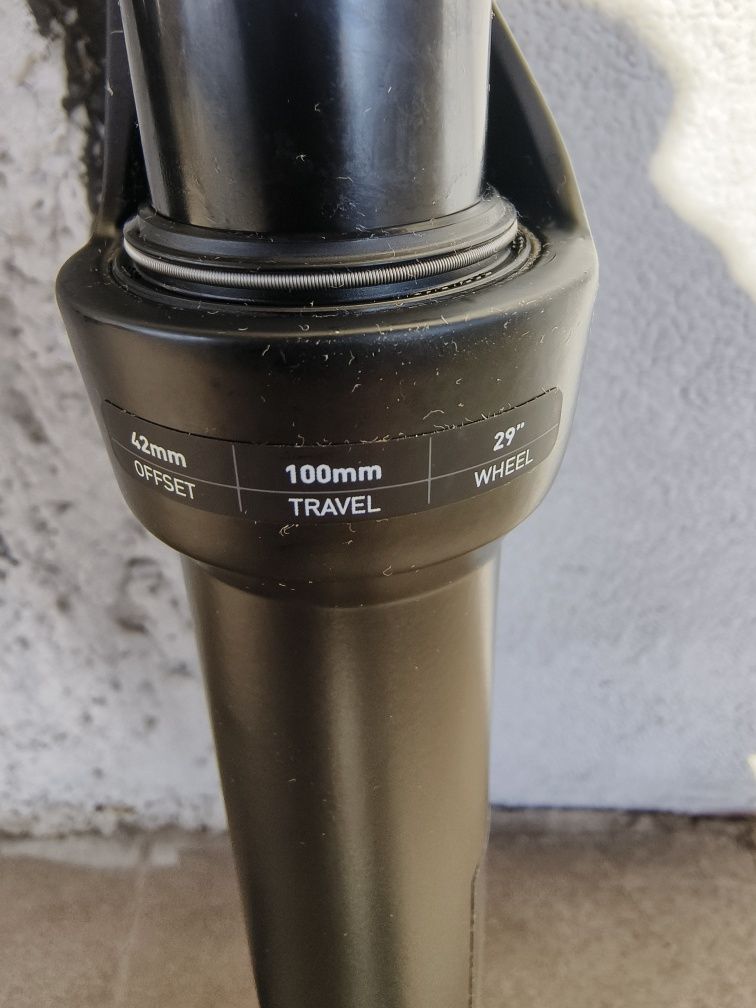 НОВА Вилка RockShox RECON SILVER RL Remote Solo Air 29" 100мм 15x110