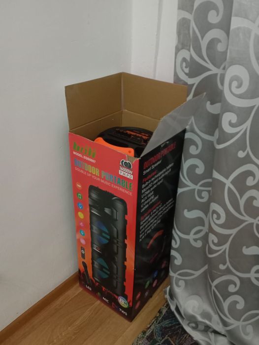 Срочно продам Bluetooth колонка