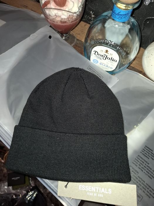 Fes Essentials Negru