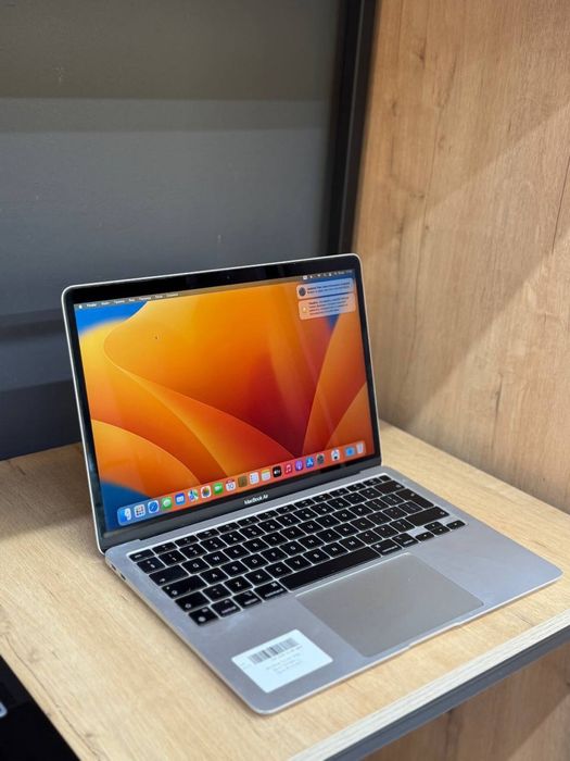 MacBook Air, Apple M1, Актив маркет