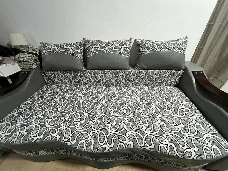 Canapea extensibilă