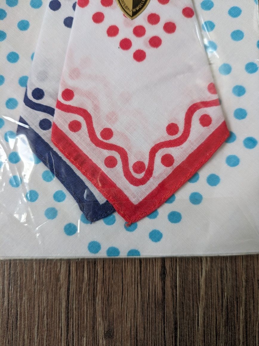 Памучни носни кърпи Нови