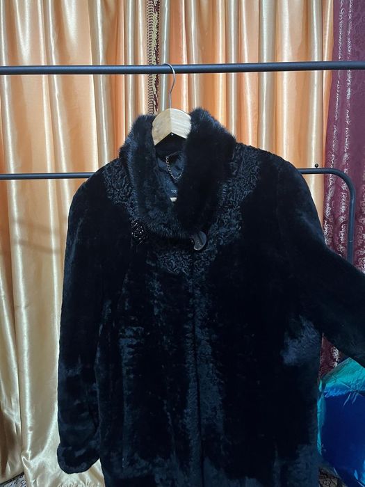 Продам верхную одежду