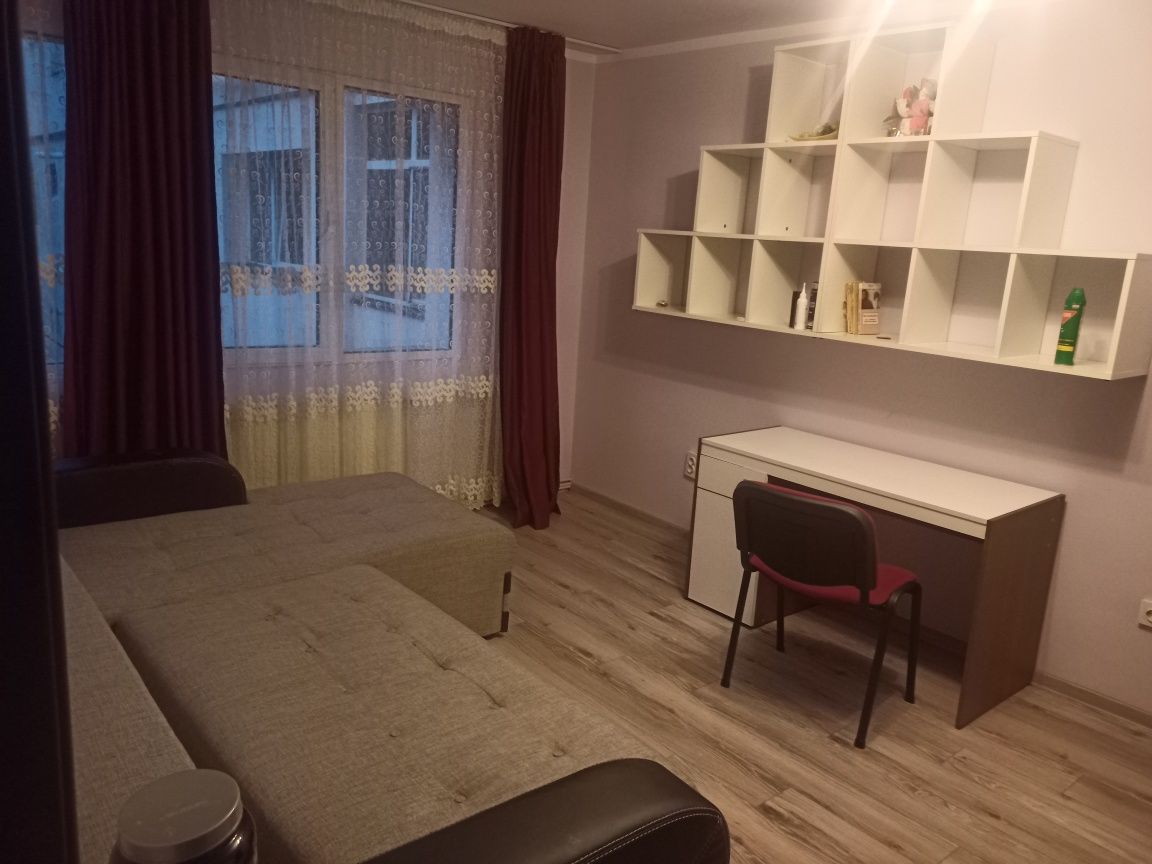 Apartament zona Palas(direct proprietar) 2 camere, centru Splai