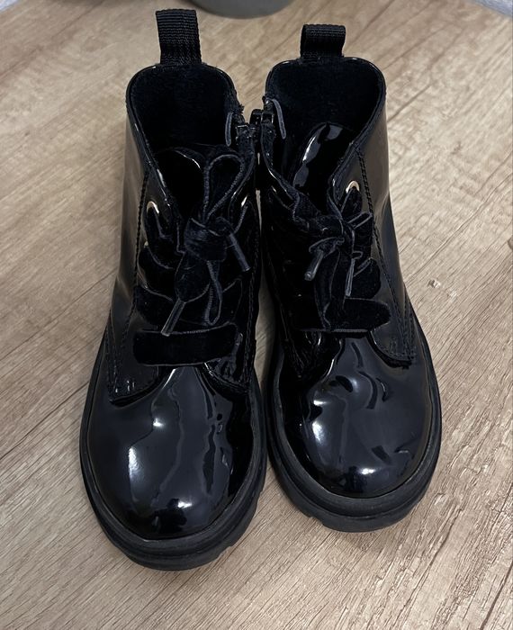Ghete H&M, negre