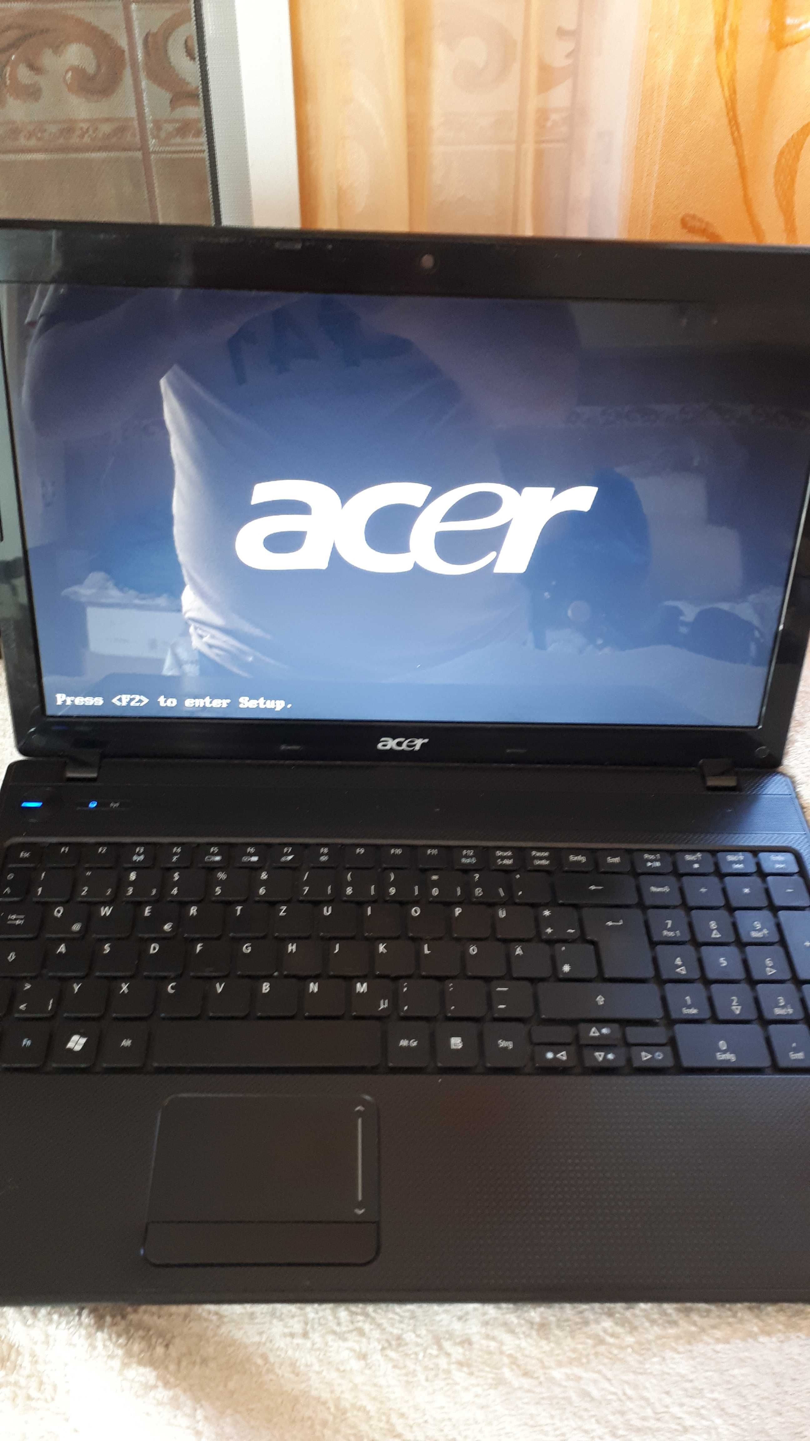 Acer cu procesor i5
