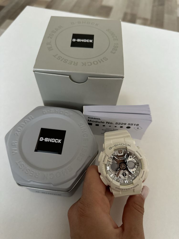 Часовник Casio G-shock