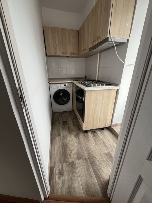 Inchiriez Apartament 2 Camere Central