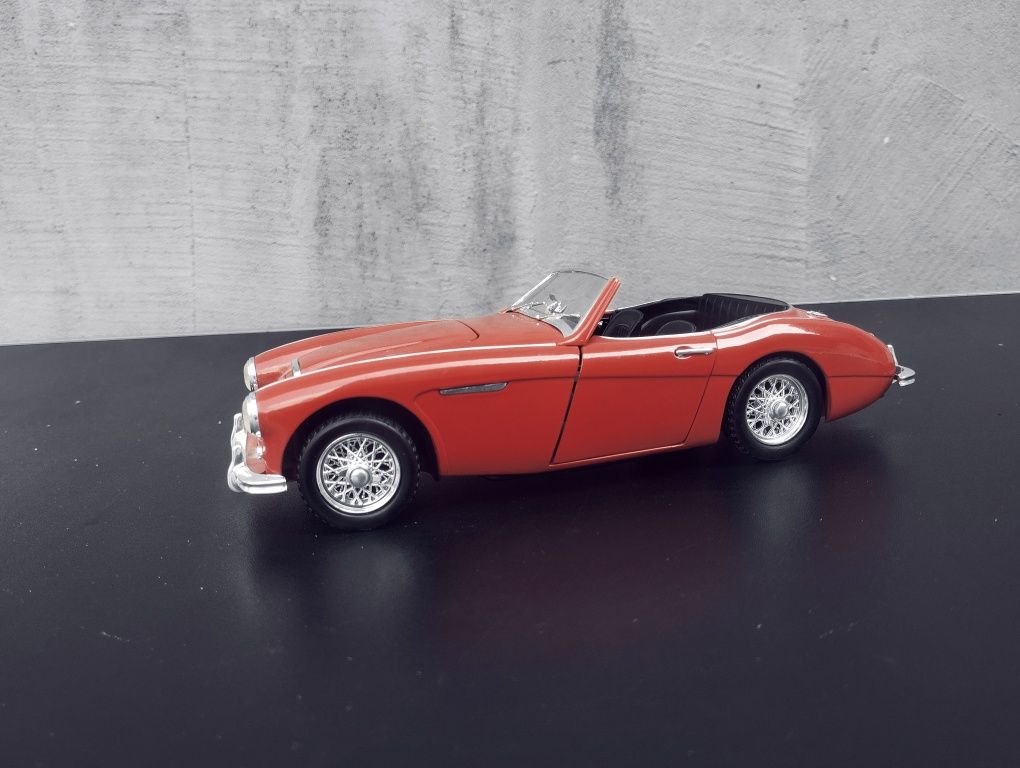 Колекционерска метална количка Austin-Healey 3000 Mark II 1:18