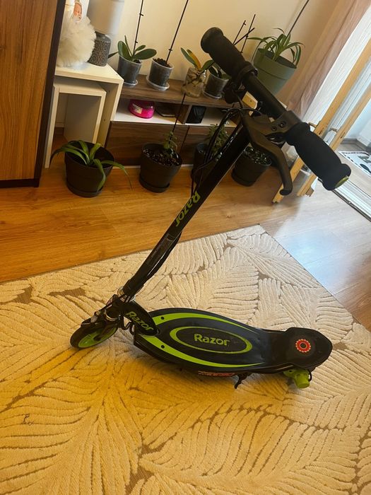 Vand trotineta electrica Razor e90