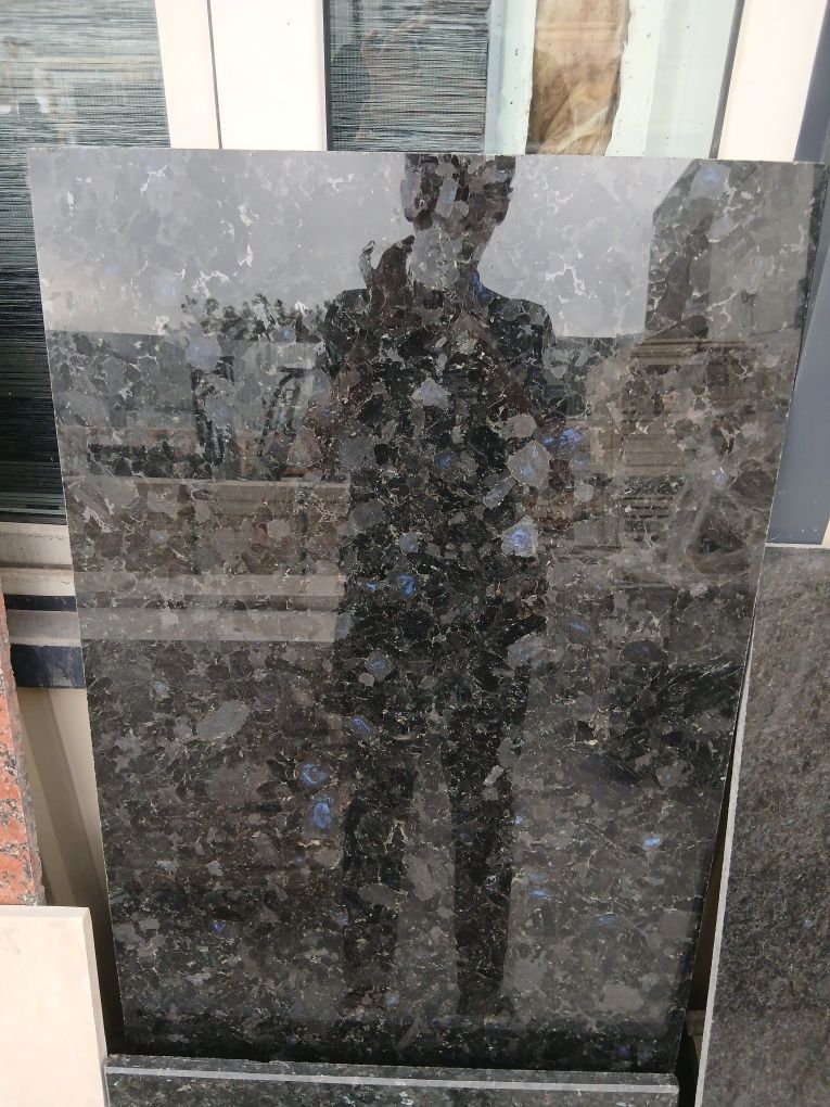 Granit Tosh Optom
