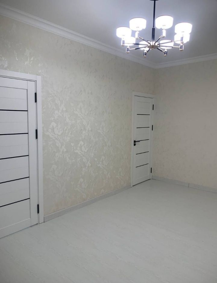 Чиланзар 12-й квартал Срочно Продается Квартира 1*2/1/4 можно под офис