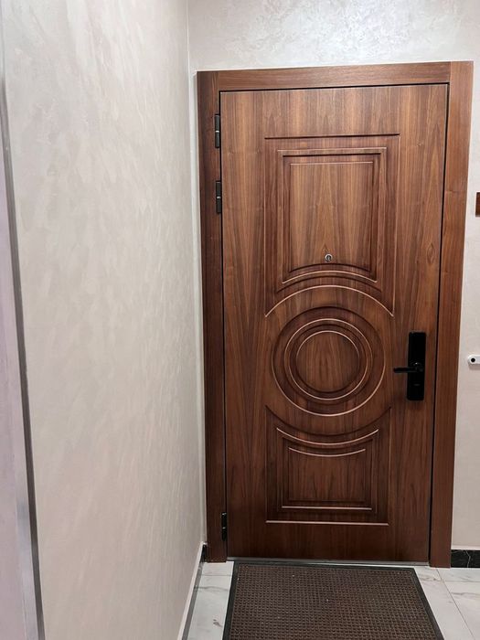 Двери входные на дом или квартиру