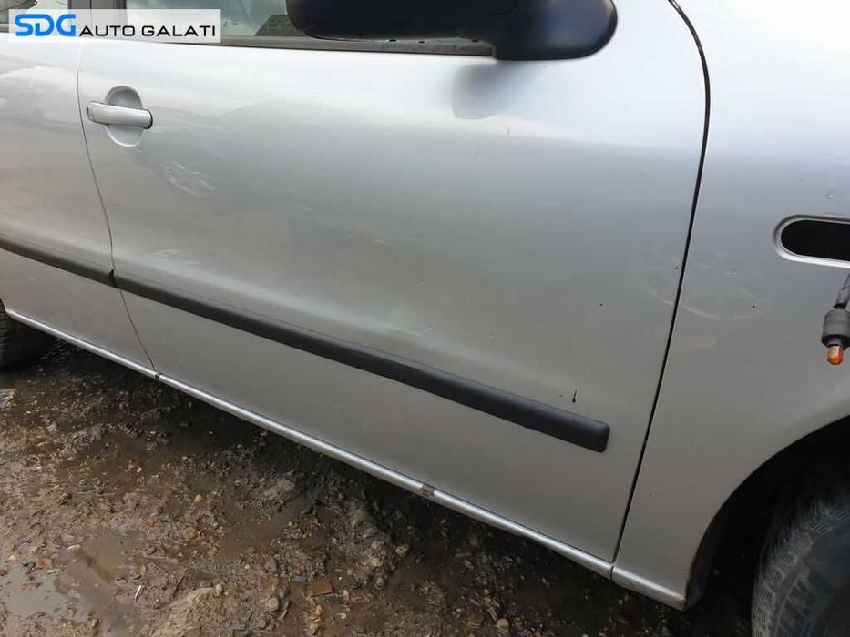 Usa Usi Portiera Portiere Dreapta Fata Dezechipata cu Defect Seat Leon 1M 1999 - 2006 Culoare LS7N