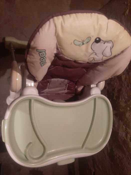 Столче за хранене Cangaroo