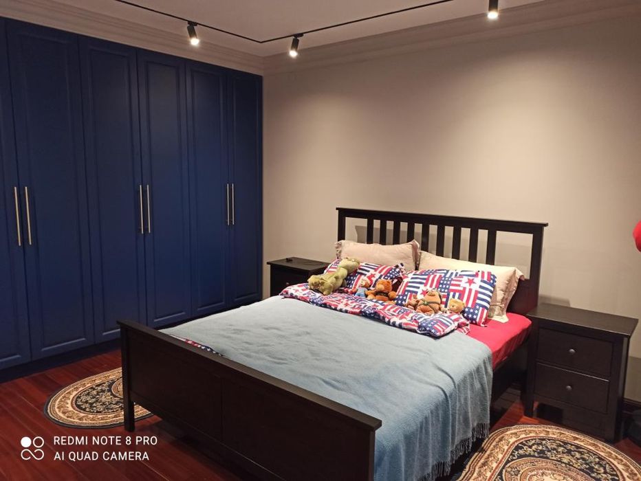 Кровать двуспальная черная 1600:2000